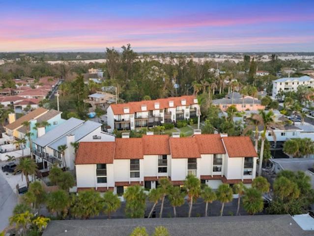 Apartment for sale in Sarasota