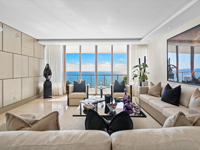 Apartment for sale in Bal Harbour, Florida