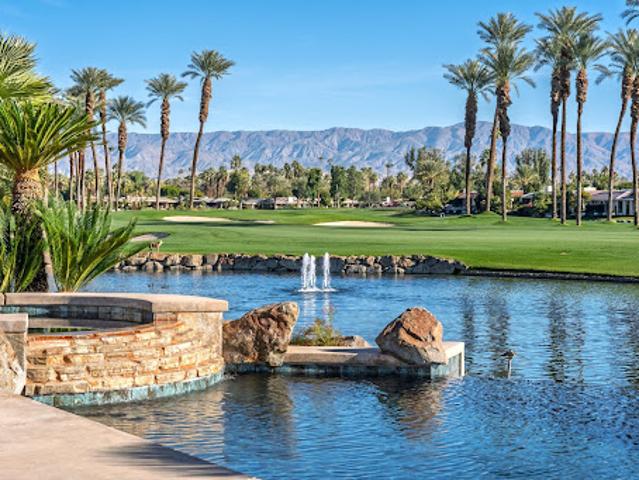 Apartment for sale in Rancho Mirage, California