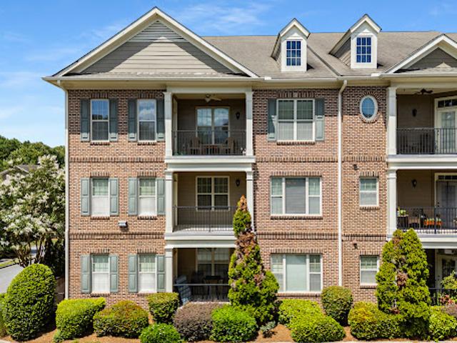 Apartment for sale in Atlanta Apartment for sale in Atlanta