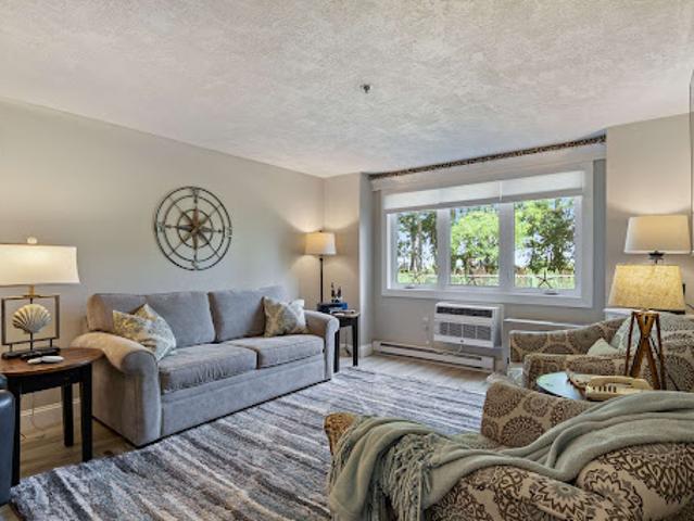 Apartment for sale in Wells, Maine