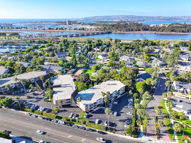 Apartment for sale in San Diego, California