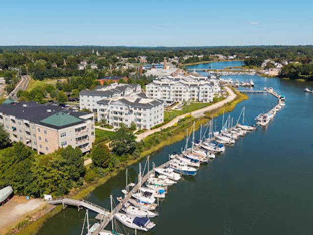 Apartment for sale in Branford, South Central Connecticut Planning Region