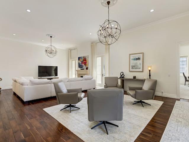 Apartment for sale in Los Angeles Apartment for sale in Los Angeles