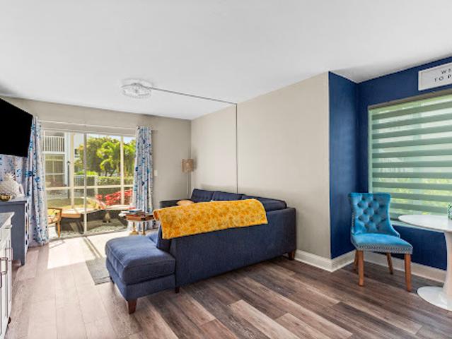 Apartment for sale in Marco Island