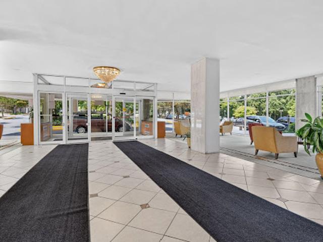 Apartment for sale in Rockville, Maryland