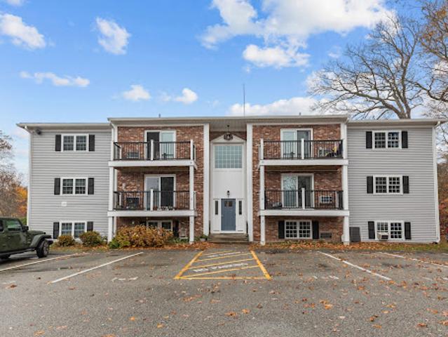 Apartment for sale in Manomet, Massachusetts