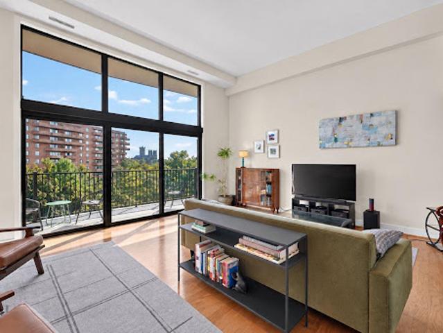 Apartment for sale in Washington