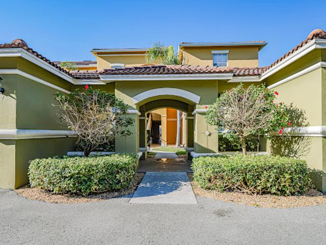 Apartment for sale in Vero Beach, Florida