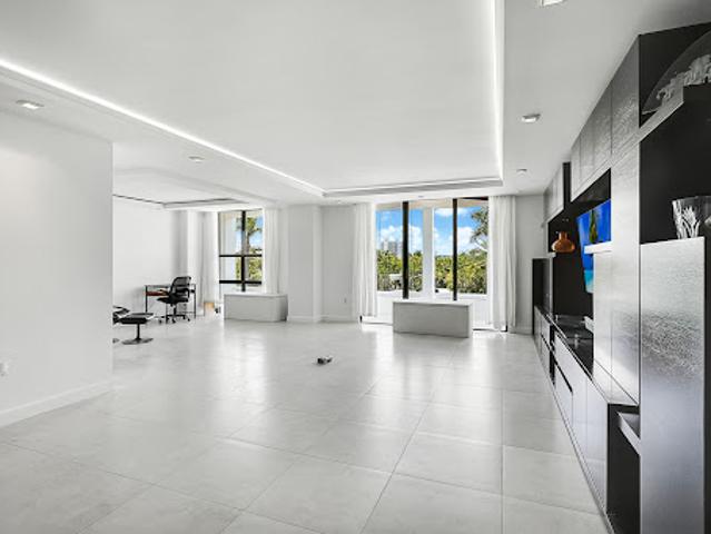 Apartment for sale in Bal Harbour Apartment for sale in Bal Harbour