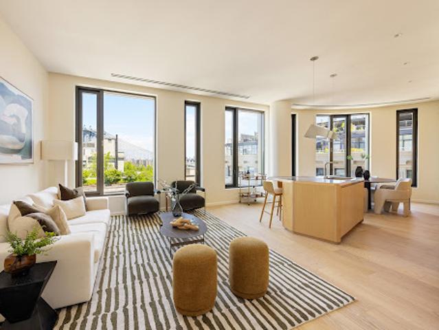 Apartment for sale in Arverne, New York
