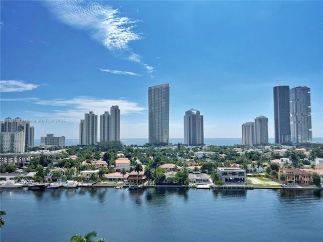 Apartment for sale in Aventura, Florida