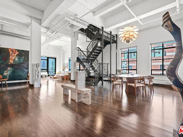 Apartment for sale in Los Angeles