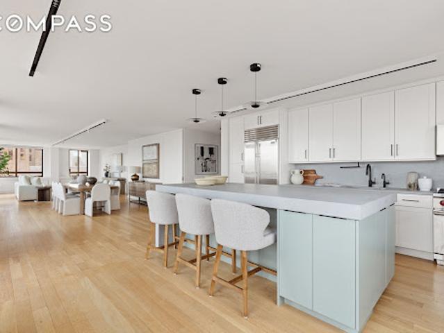 Apartment for sale in Arverne, New York