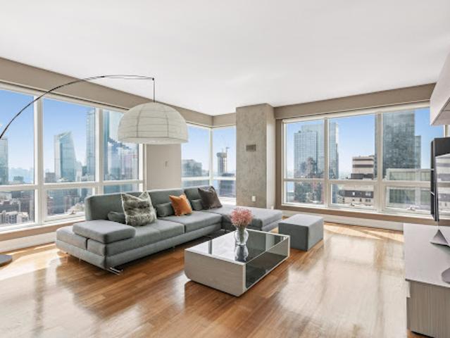 Apartment for sale in Arverne, New York