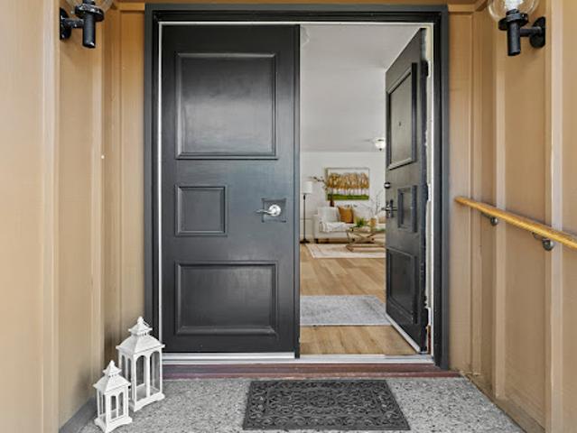 Apartment for sale in Carmel, California