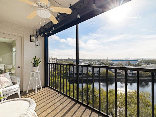 Apartment for sale in South Pasadena, Florida