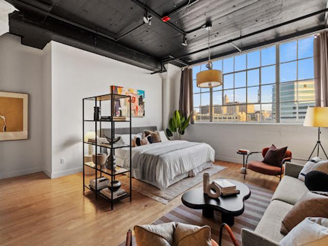 Apartment for sale in Los Angeles Apartment for sale in Los Angeles
