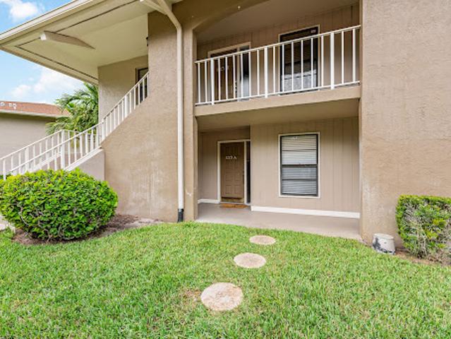 Apartment for sale in Naples, Florida