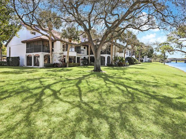 Apartment for sale in Jupiter, Florida