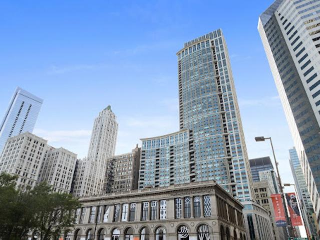 Apartment for sale in Chicago