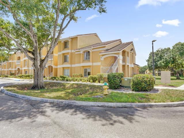 Apartment for sale in Oakland Park, Florida