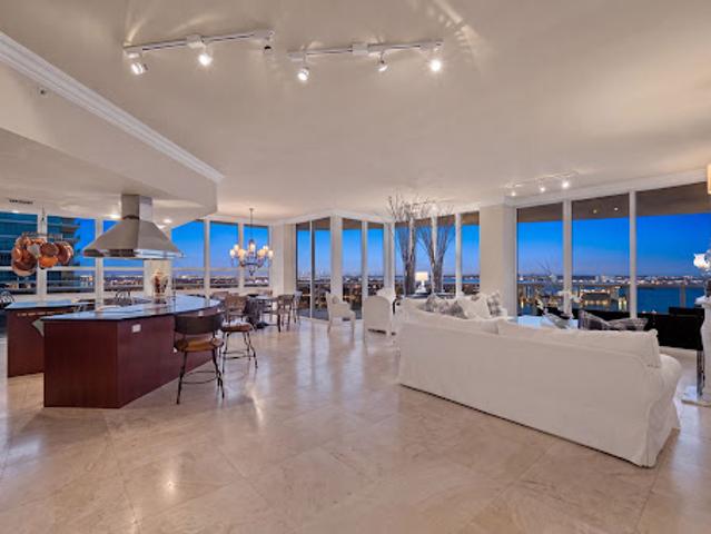 Apartment for sale in Bal Harbour, Florida