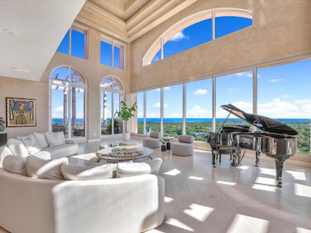 Apartment for sale in Coral Gables, Florida