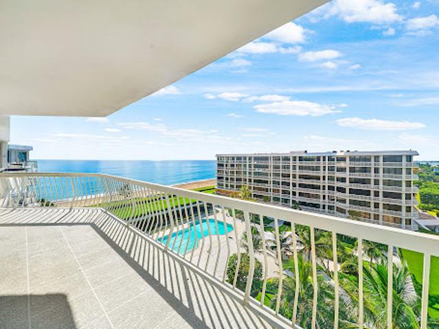 Apartment for sale in Palm Beach, Florida