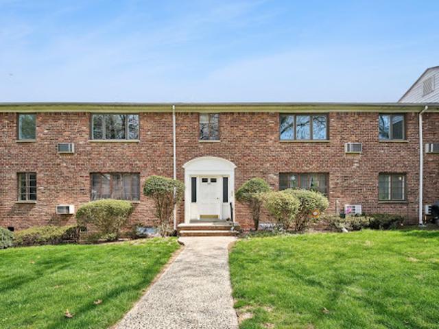 Apartment for rent in Springfield, New Jersey