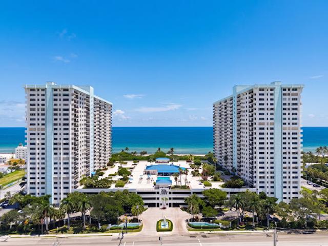 Apartment for sale in Hollywood, Florida