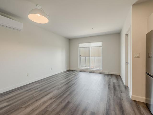 Apartment for rent in L'île-d'orléans, Quebec