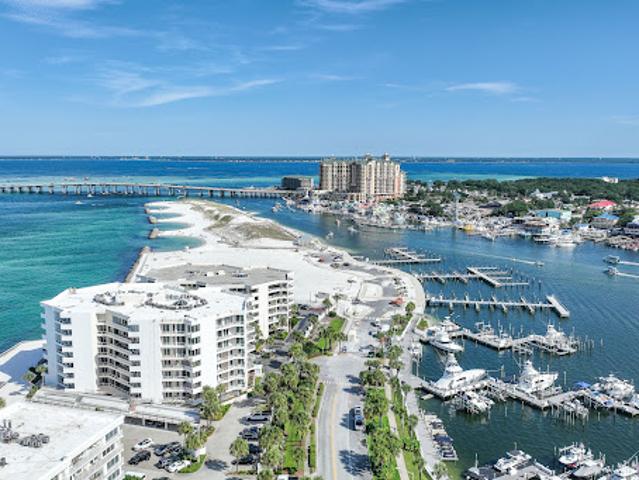 Apartment for sale in Destin, Florida