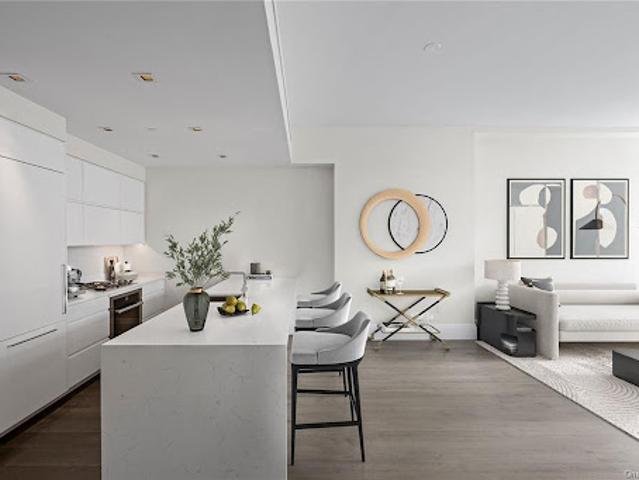 Apartment for sale in Arverne, New York