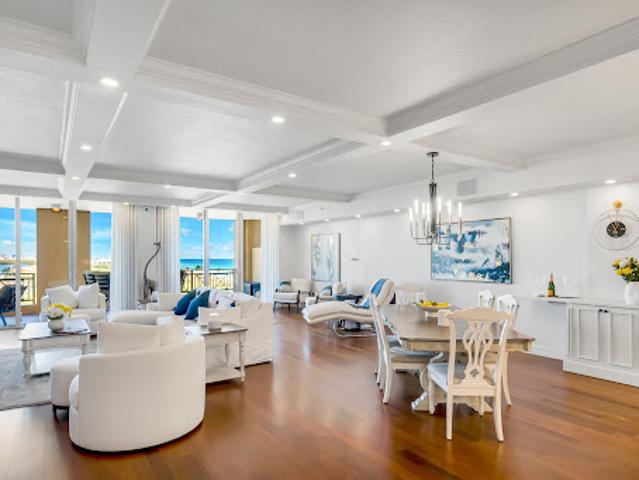 Apartment for sale in Hollywood, Florida