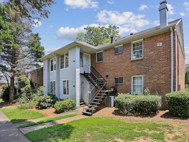 Apartment for sale in Sandy Springs, Georgia