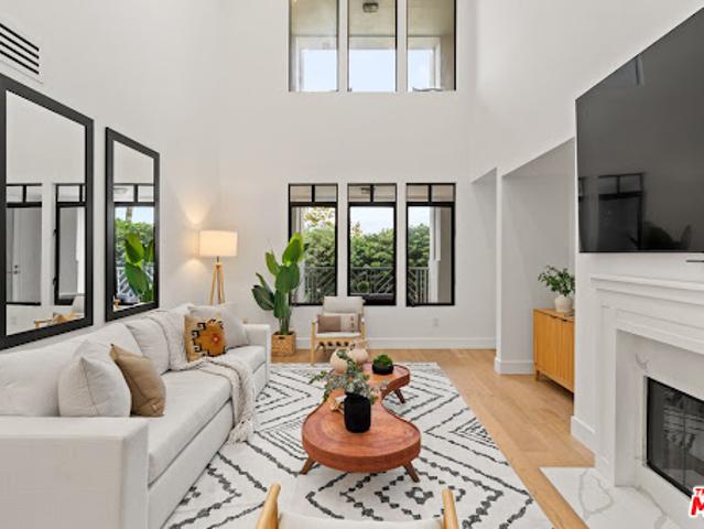 Apartment for sale in California