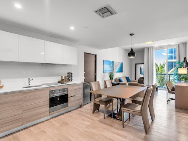 Apartment for sale in Hollywood, Florida