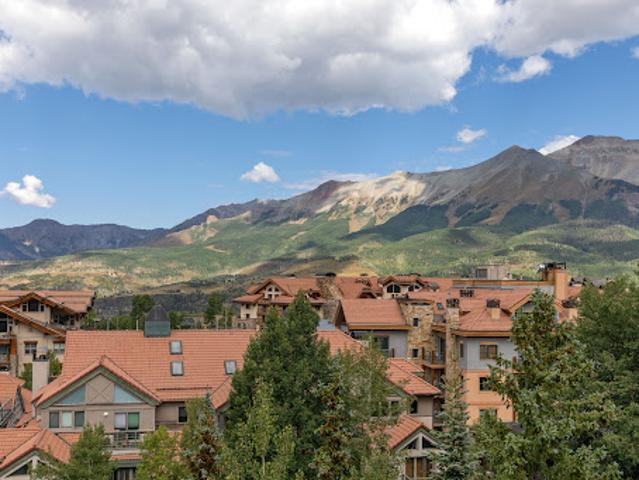 Apartment for sale in Mountain Village, Colorado