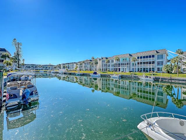 Apartment for sale in Longboat Key, Manatee County