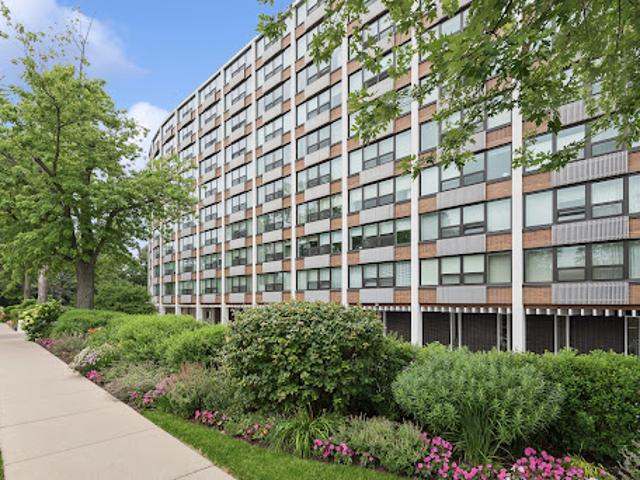 Apartment for sale in Wilmette Apartment for sale in Wilmette