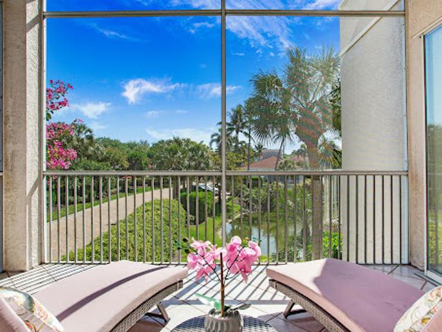 Apartment for sale in Naples