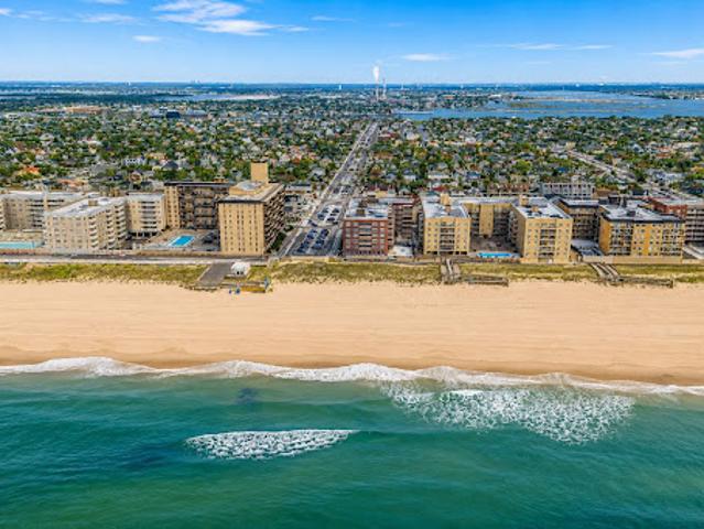 Apartment for sale in Nassau, New York