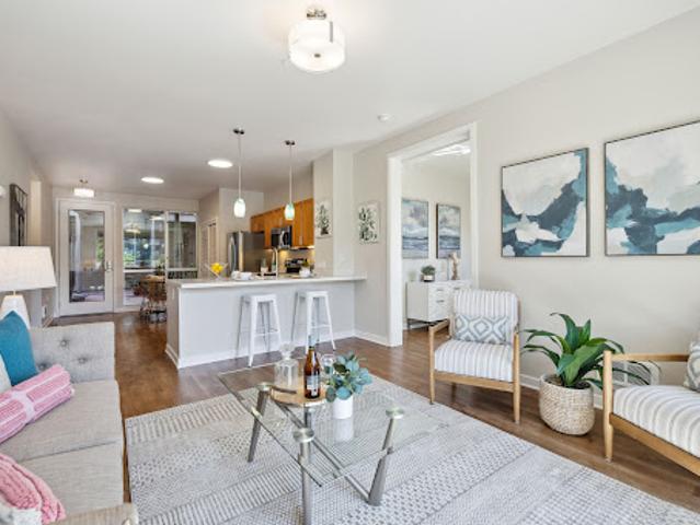 Apartment for sale in Oakland, California