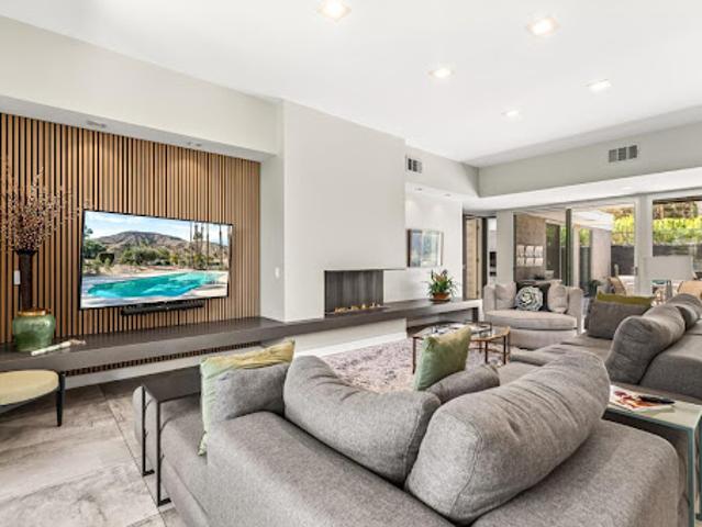 Apartment for sale in Palm Desert, California