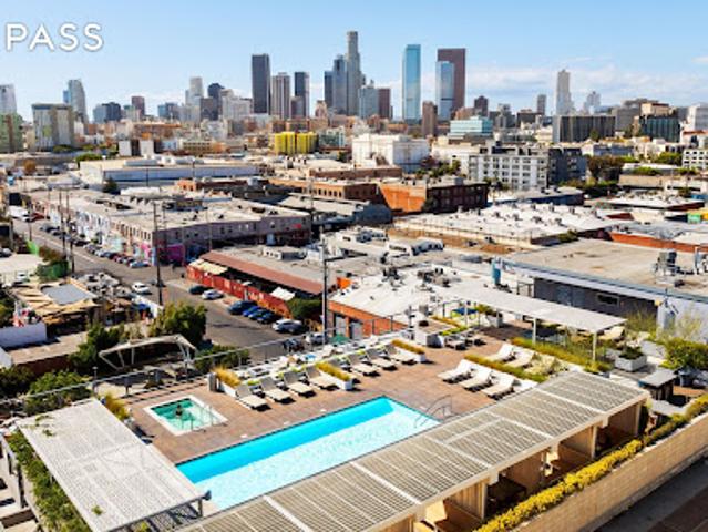 Apartment for sale in Los Angeles