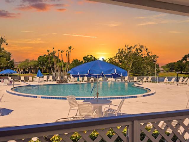 Apartment for sale in Seminole, Florida