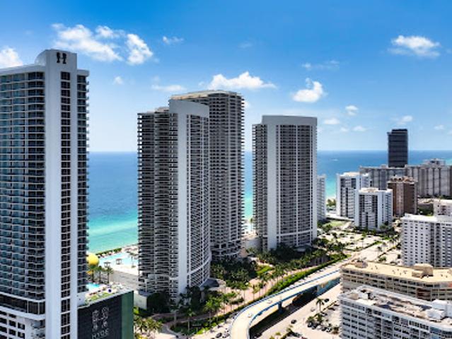 Apartment for sale in Hollywood, Broward County