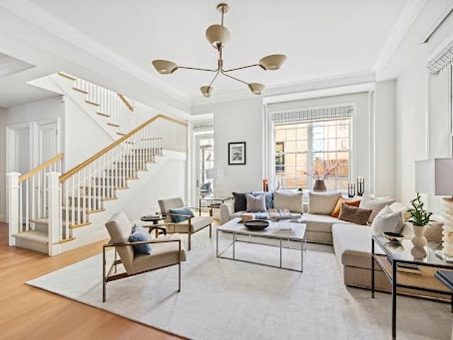 Apartment for sale in Arverne, New York