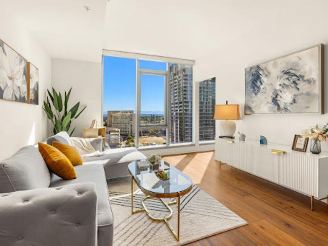 Apartment for sale in Seattle